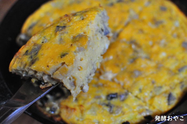 形が崩れない鶏そぼろ入り玉子焼き